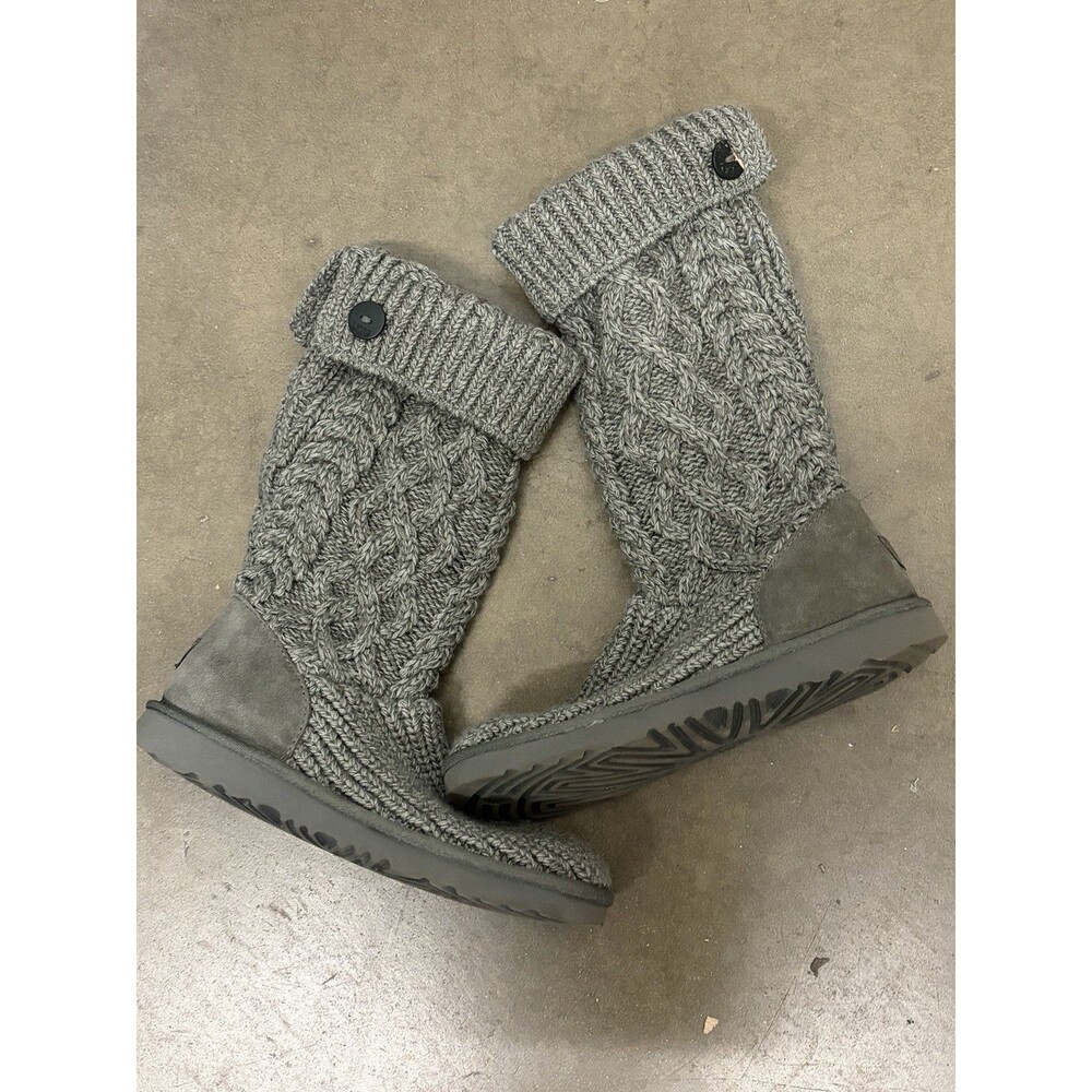 Ugg Classic Cardy Cabled Knit Tall Grey Boots Youth Size 4